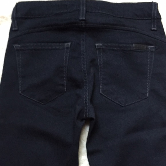 Got some flare?! Joe’s jeans - Picture 7 of 8